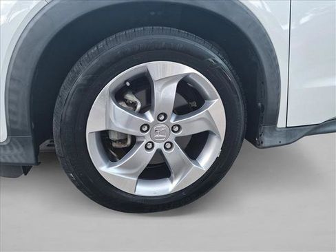 Used 2021 Honda HR-V LX image 22
