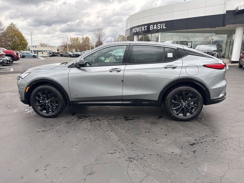 New 2026 Buick Envista Sport Touring image 7