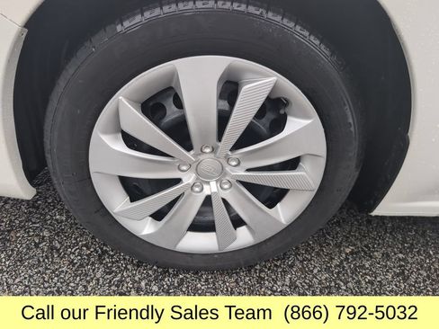 Used 2018 Subaru Impreza 2.0i AWD/4WD image 26