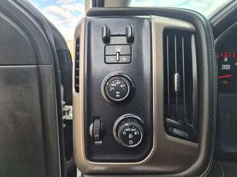 Used 2016 GMC Sierra 1500 Denali w/ Enhanced Driver Alert Package AWD/4WD image 17