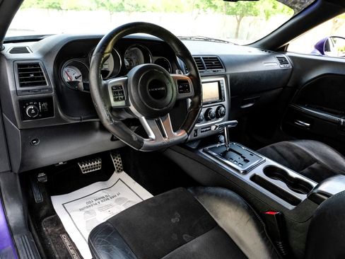 Used 2013 Dodge Challenger SRT8 w/ Harman Kardon Audio Group image 3