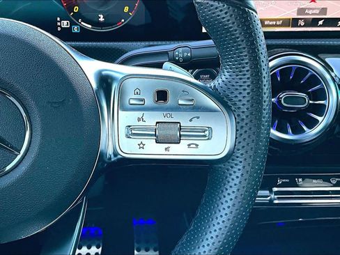 Used 2023 Mercedes-Benz CLA 250 image 24