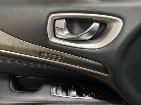 Used 2020 INFINITI QX60 Luxe w/ Essential Package FWD image 36