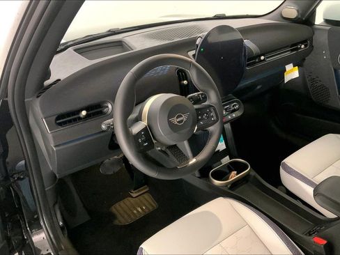 New 2026 MINI Cooper S image 4