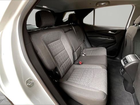 Used 2023 Chevrolet Equinox LT image 24