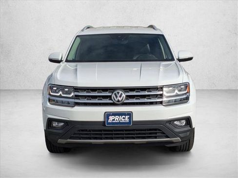 Used 2018 Volkswagen Atlas SE image 2