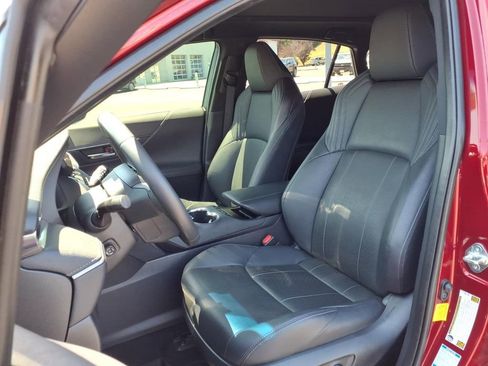 Certified 2022 Toyota Venza Limited w/ Advanced Technology Package AWD/4WD image 3
