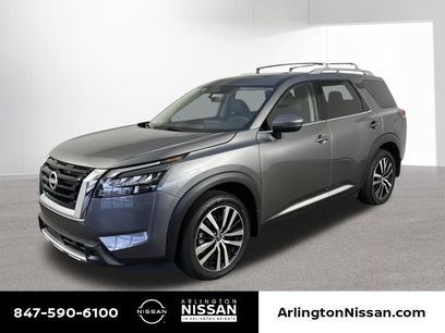 Used 2025 Nissan Pathfinder Platinum w/ Cargo Package