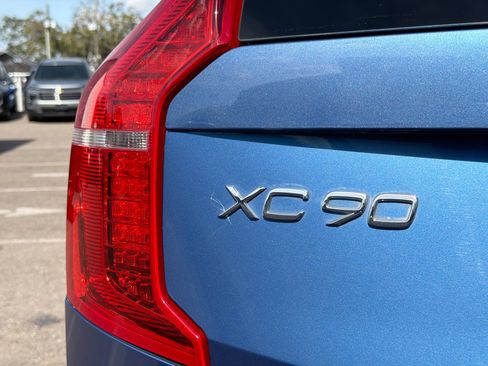 Used 2019 Volvo XC90 T6 R-Design w/ Advanced Package image 10