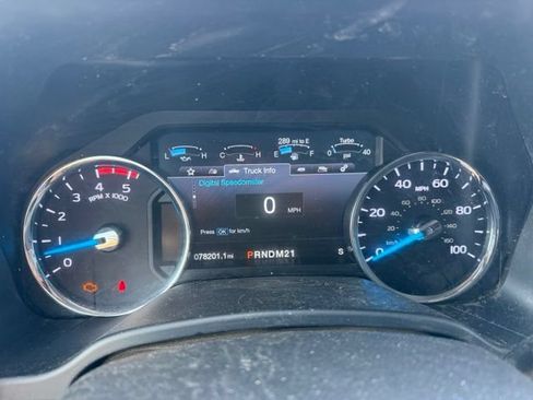 Used 2017 Ford F350 Lariat w/ Chrome Package AWD/4WD image 17