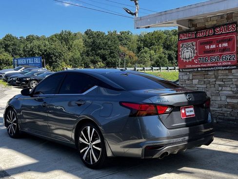 Used 2020 Nissan Altima 2.5 SR FWD image 4