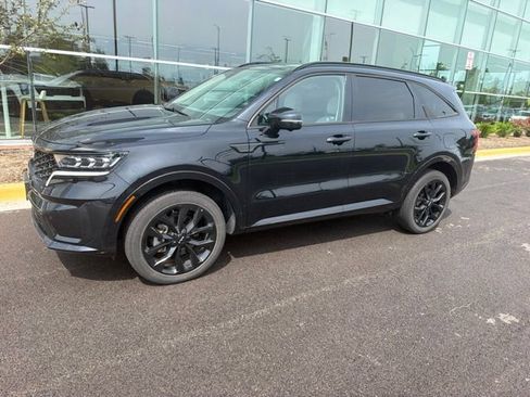 Used 2023 Kia Sorento SX AWD/4WD image 13