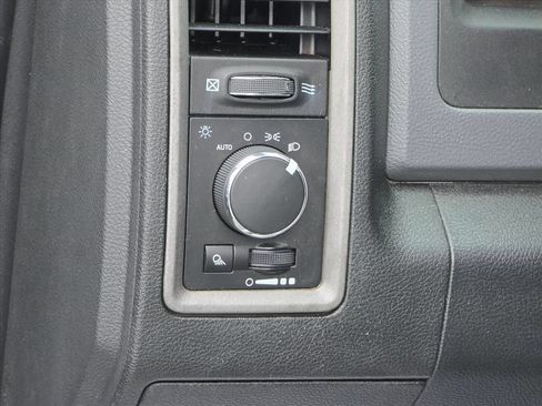 Used 2017 RAM 1500 Tradesman w/ Power & Remote Entry Group RWD image 7