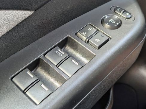 Used 2015 Honda CR-V EX image 22