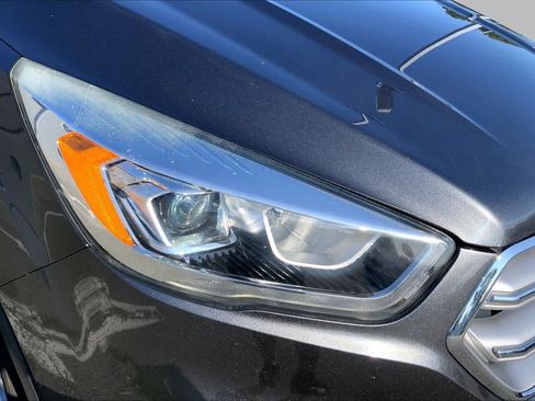 Used 2017 Ford Escape Titanium AWD/4WD image 28