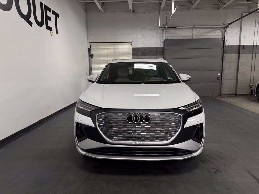 Used 2023 Audi Q4 e-tron Prestige AWD/4WD image 3