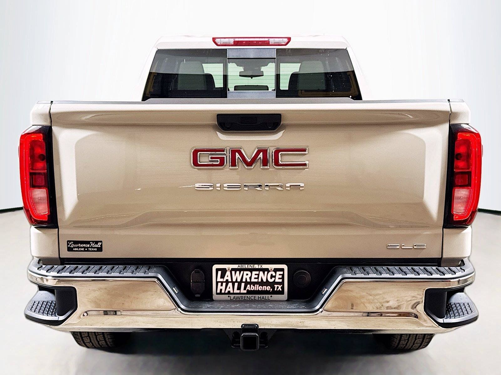 New 2026 GMC Sierra 1500 SLE w/ Preferred Package RWD image 4