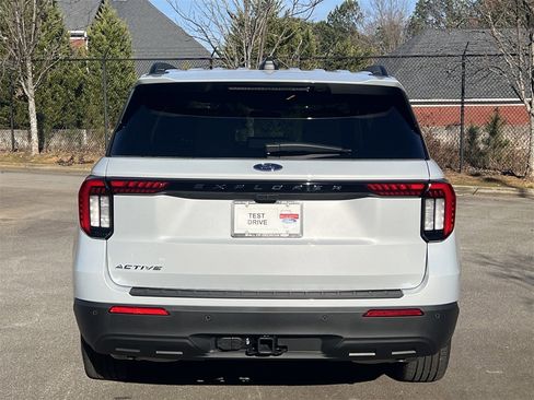New 2026 Ford Explorer Active image 24