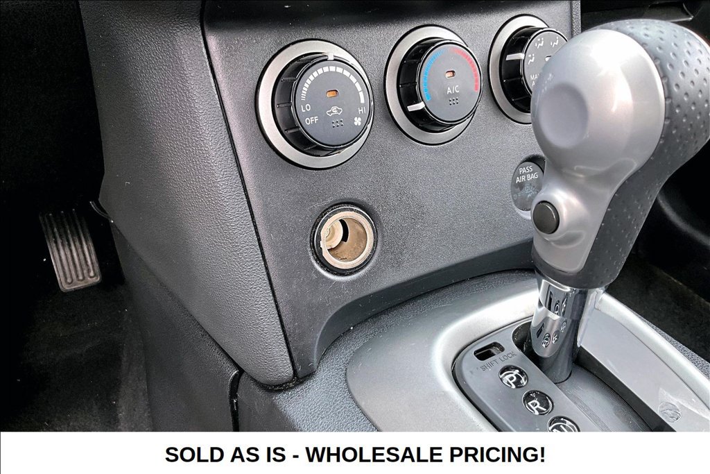 Used 2013 Nissan Rogue SV FWD image 20