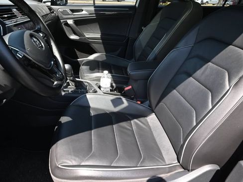 Used 2021 Volkswagen Tiguan SEL Premium R-Line AWD/4WD image 6
