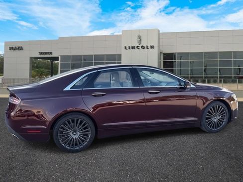Used 2017 Lincoln MKZ Reserve image 2