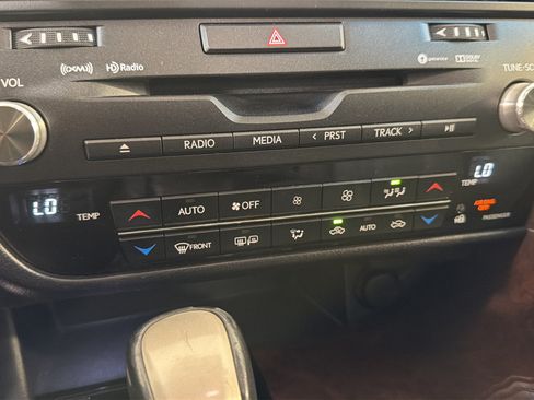Used 2016 Lexus RX 350 FWD w/ Premium Package image 19