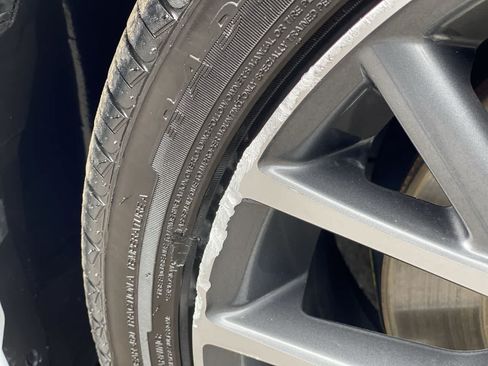 Used 2015 Lexus RC 350 w/ F Sport w/Summer Tires RWD image 38