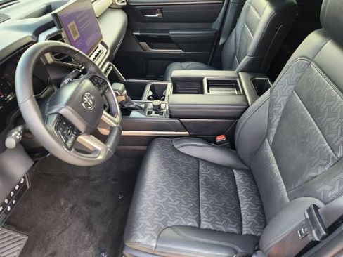 Used 2025 Toyota Tundra Limited image 11