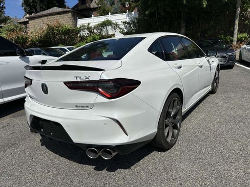 Used 2023 Acura TLX Type S image 2