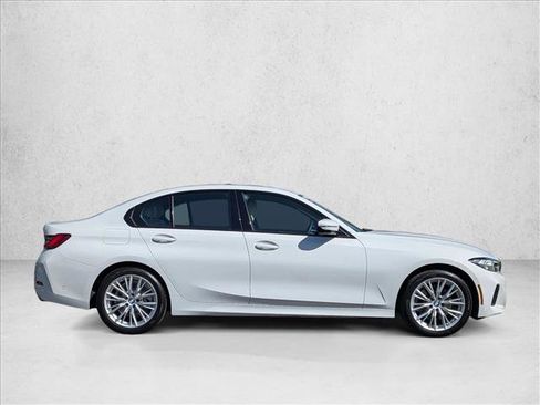 Used 2023 BMW 330i Sedan w/ Premium Package RWD image 4