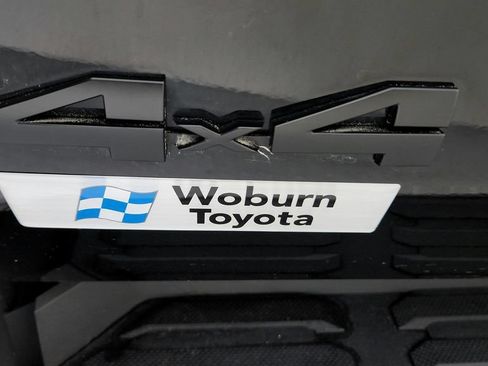 Used 2023 Toyota Tundra Platinum AWD/4WD image 32