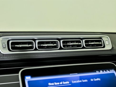 Used 2024 Mercedes-Benz Maybach S 680 4MATIC image 34