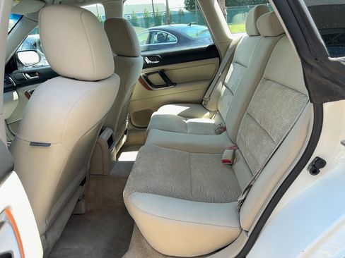 Used 2006 Subaru Outback 2.5i AWD/4WD image 13