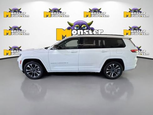 Used 2024 Jeep Grand Cherokee L Overland w/ Advanced Protech Group III AWD/4WD image 7