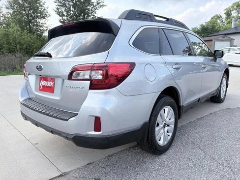Used 2015 Subaru Outback 2.5i Premium AWD/4WD image 7