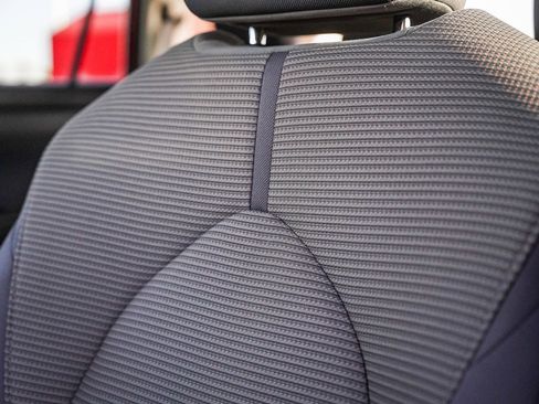 Certified 2023 Toyota Highlander LE image 24