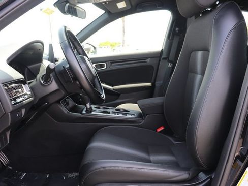 Used 2025 Honda Civic Sport image 12