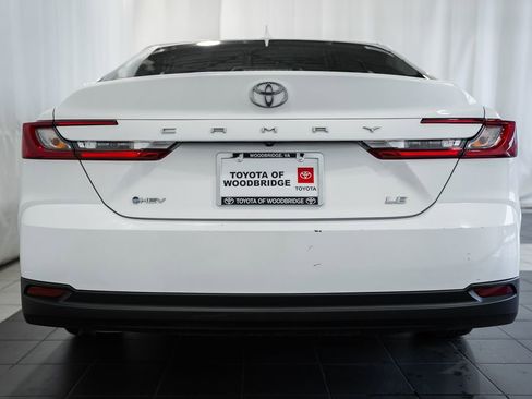 Used 2025 Toyota Camry LE FWD image 5