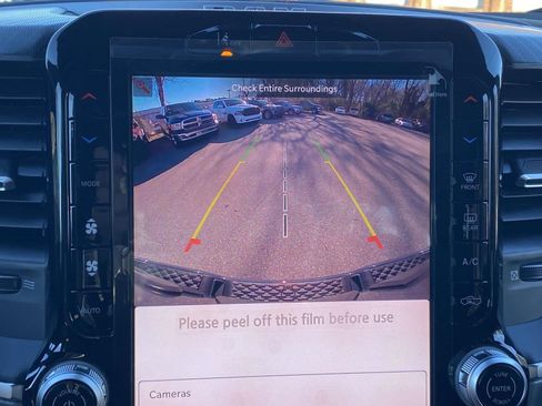 New 2026 RAM 1500 4x4 Crew Cab image 27