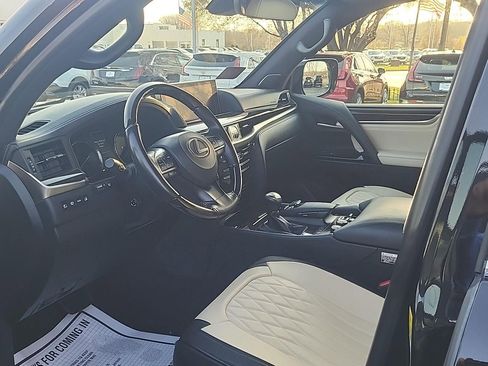 Used 2020 Lexus LX 570 4WD w/ Sport Package image 7