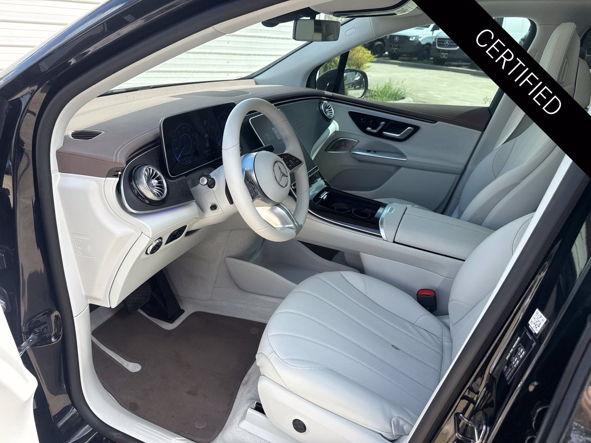Used 2025 Mercedes-Benz EQE 350+ SUV image 9