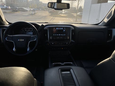 Used 2016 Chevrolet Silverado 3500 LTZ RWD image 29