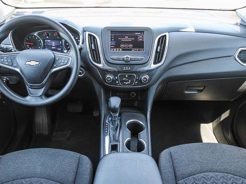 Used 2023 Chevrolet Equinox LT image 12