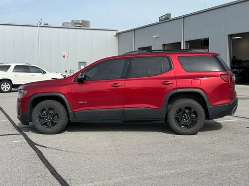 Used 2021 GMC Acadia AT4 w/ Technology Package AWD/4WD image 3