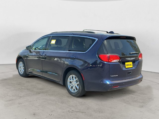 Used 2020 Chrysler Voyager LX w/ Cold Weather Group FWD image 3