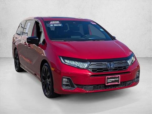 Certified 2025 Honda Odyssey Sport-L image 3