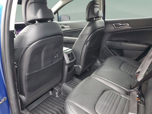 Certified 2023 Kia Sportage SX image 6