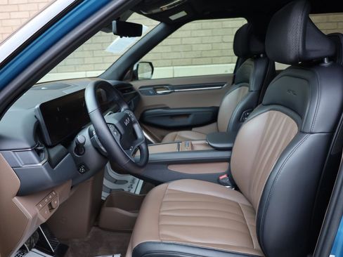 Used 2024 Kia EV9 GT-Line AWD/4WD image 14