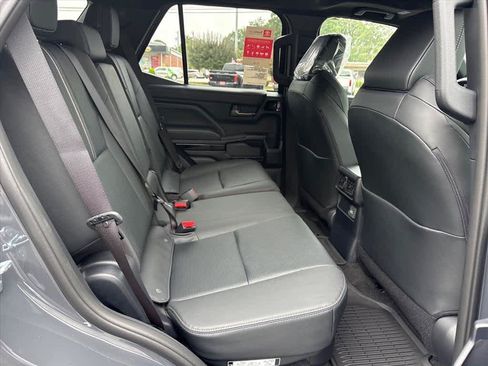 New 2026 Toyota 4Runner Limited AWD/4WD image 7