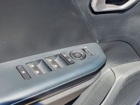 New 2026 Kia K4 FWD image 13